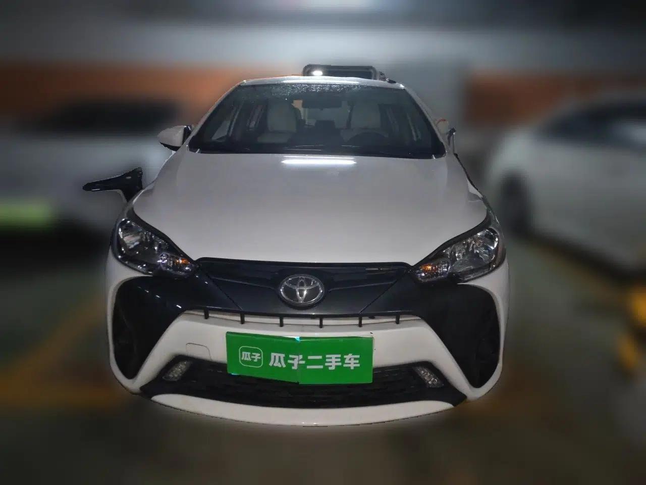Toyota YARiS L Zhi Xuan 2016 Revised 1.5E CVT Charming Edition — миниатюра 2
