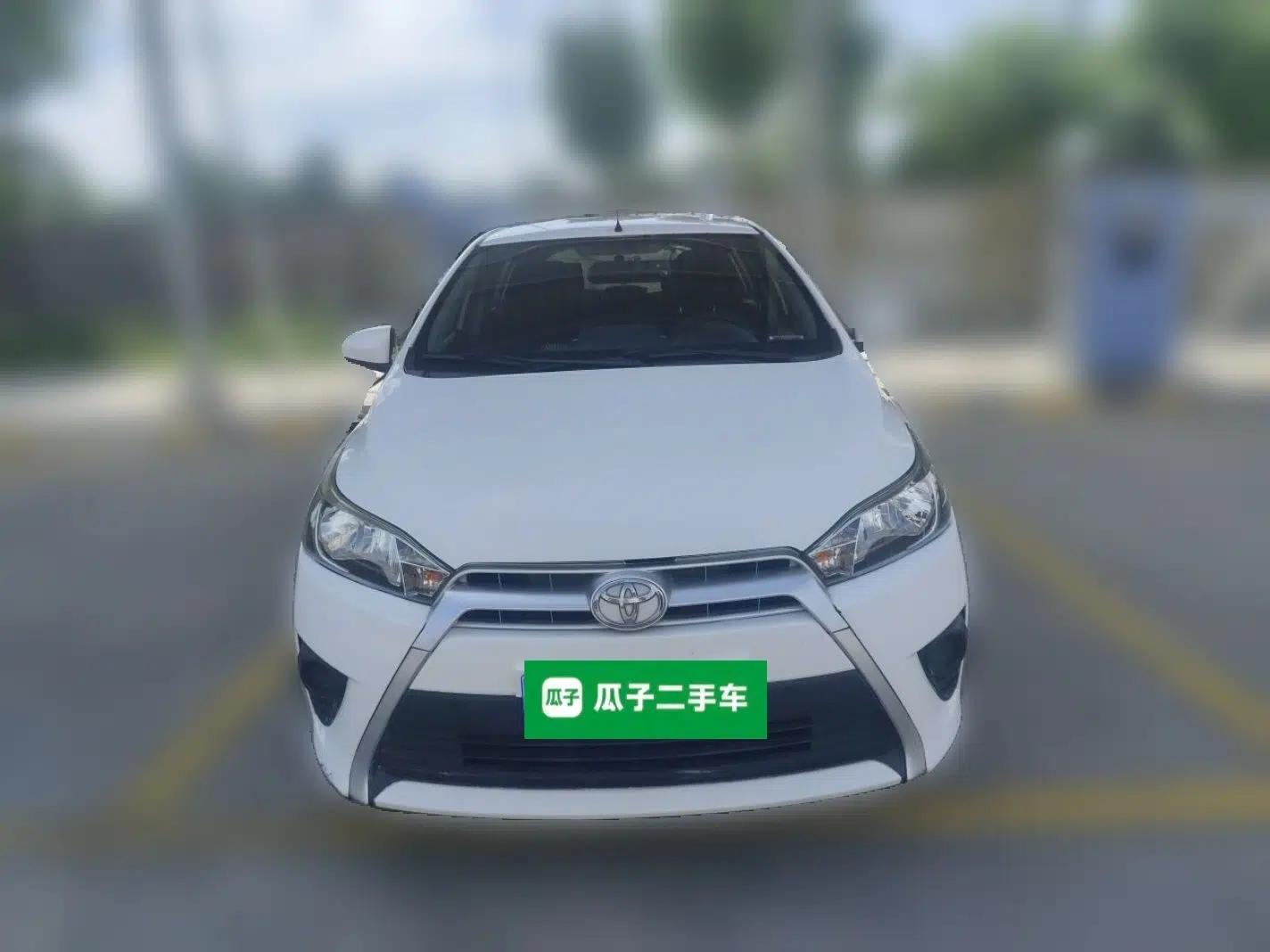Toyota YARiS L Zhi Xuan 2015 1.5E Automatic Charm Edition — миниатюра 2