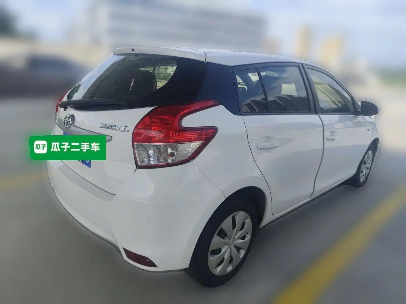 Toyota YARiS L Zhi Xuan 2015 1.5E Automatic Charm Edition — миниатюра 6