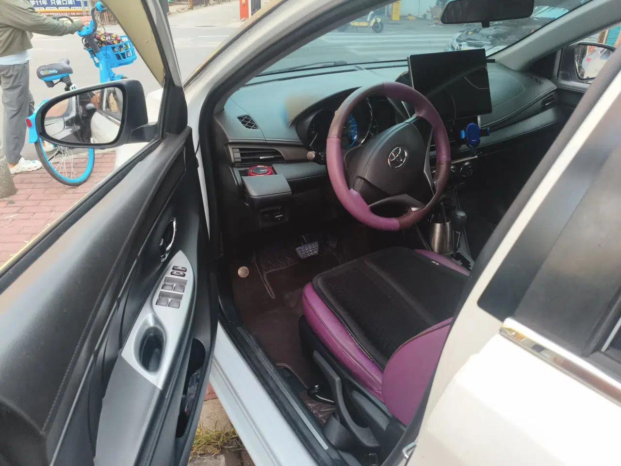 Toyota YARiS L Zhi Xuan 2015 1.5E Automatic Charm Edition — миниатюра 16