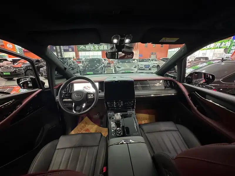 Trumpchi M8 2023 Master Series 2.0TGDI Flagship Edition — миниатюра 8