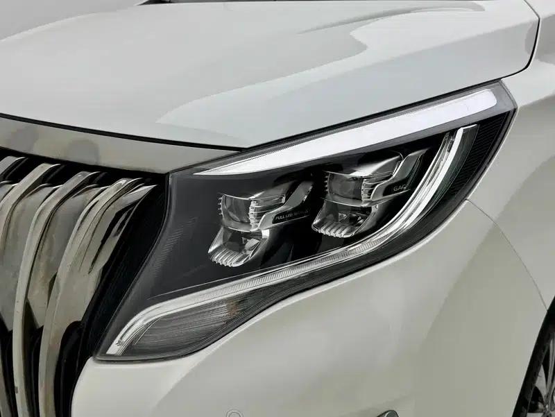 Trumpchi M8 2021 Master Series 390T Supreme Edition — миниатюра 12