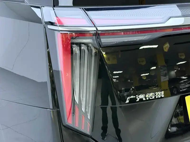 Trumpchi M8 2024 Master Series 2.0TGDI Supreme Edition — миниатюра 13
