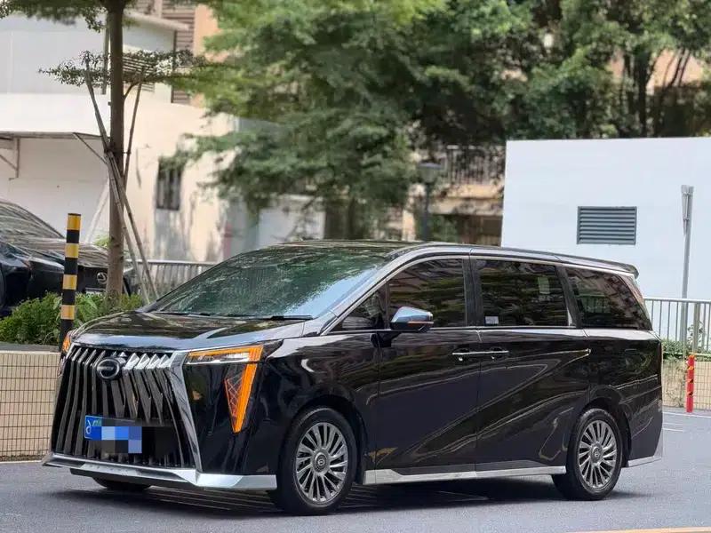 Trumpchi M8 2023 Master Series 2.0TM Hybrid Supreme Edition — миниатюра 1