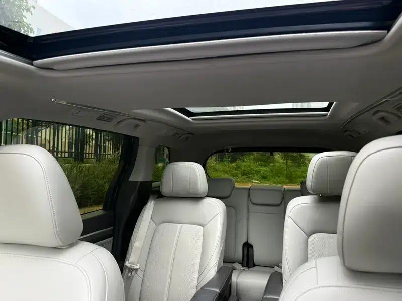 Trumpchi M8 2021 Master Series 390T Supreme Edition — миниатюра 18
