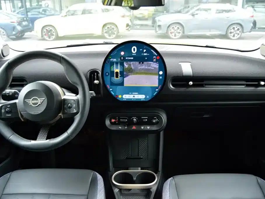 2025 MINI 1.5T COOPER Classic Three-Door Version — миниатюра 10