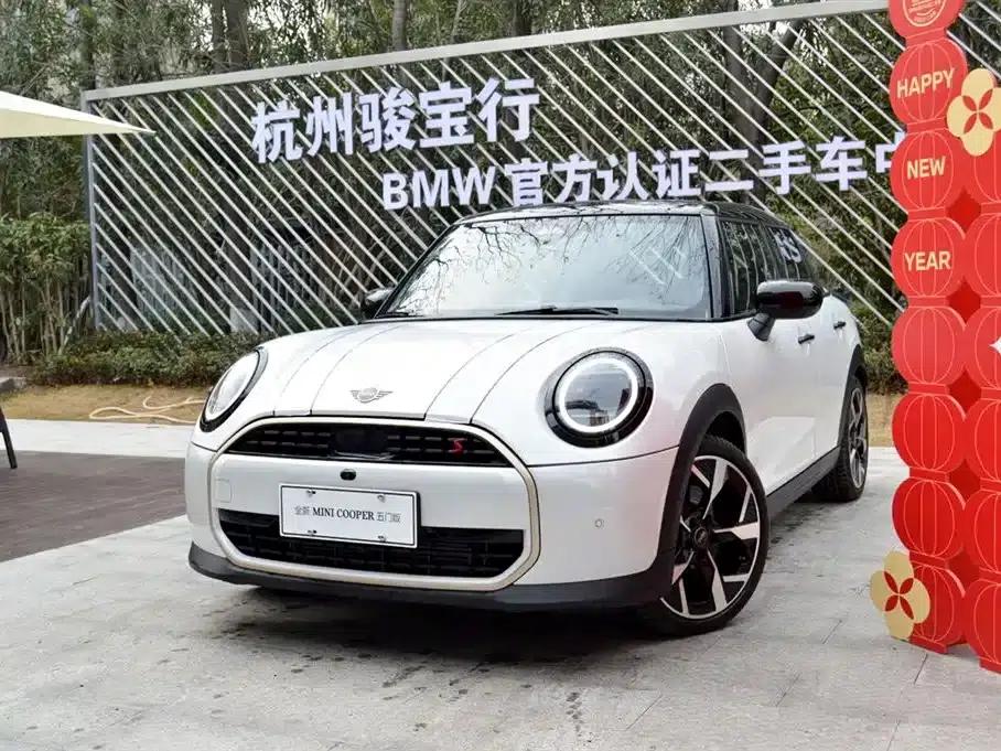 MINI 2025 2.0T COOPER S Artist 5-Door Edition — миниатюра 1