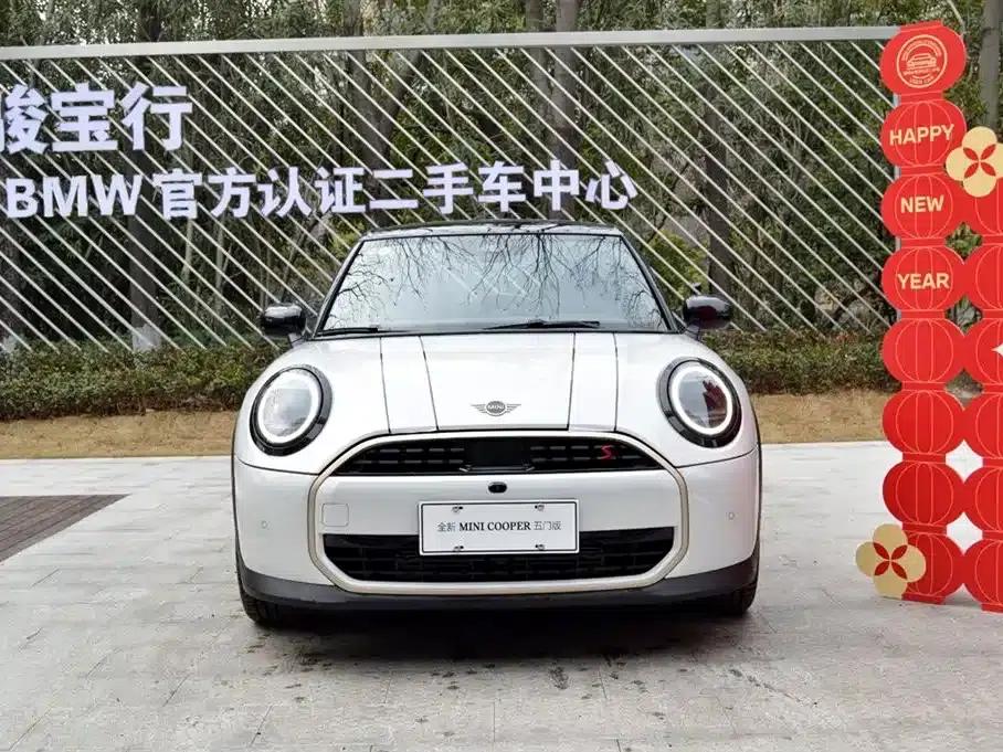 MINI 2025 2.0T COOPER S Artist 5-Door Edition — миниатюра 2