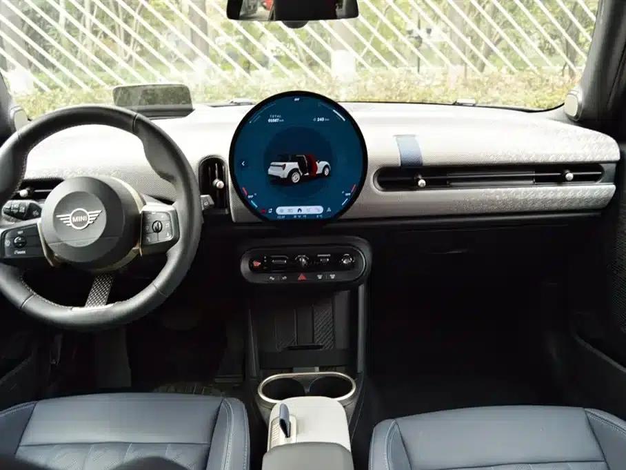 MINI 2025 2.0T COOPER S Artist 5-Door Edition — миниатюра 11