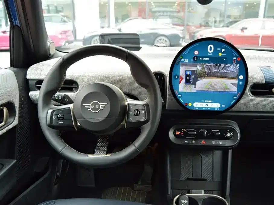 MINI 2025 2.0T COOPER S Artist 5-Door Edition — миниатюра 12