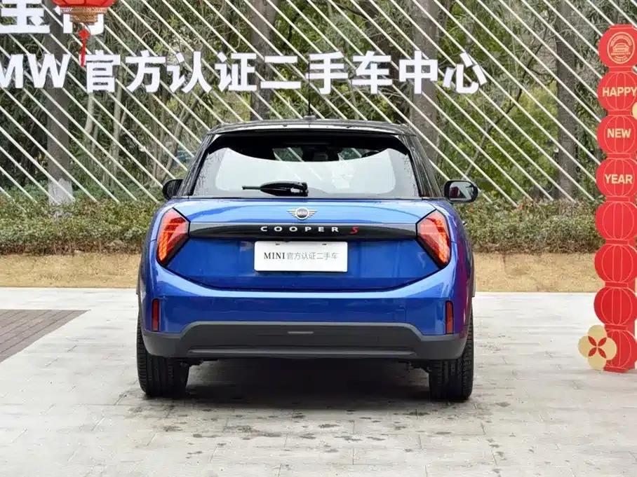 MINI 2025 2.0T COOPER S Artist 5-Door Edition — миниатюра 6