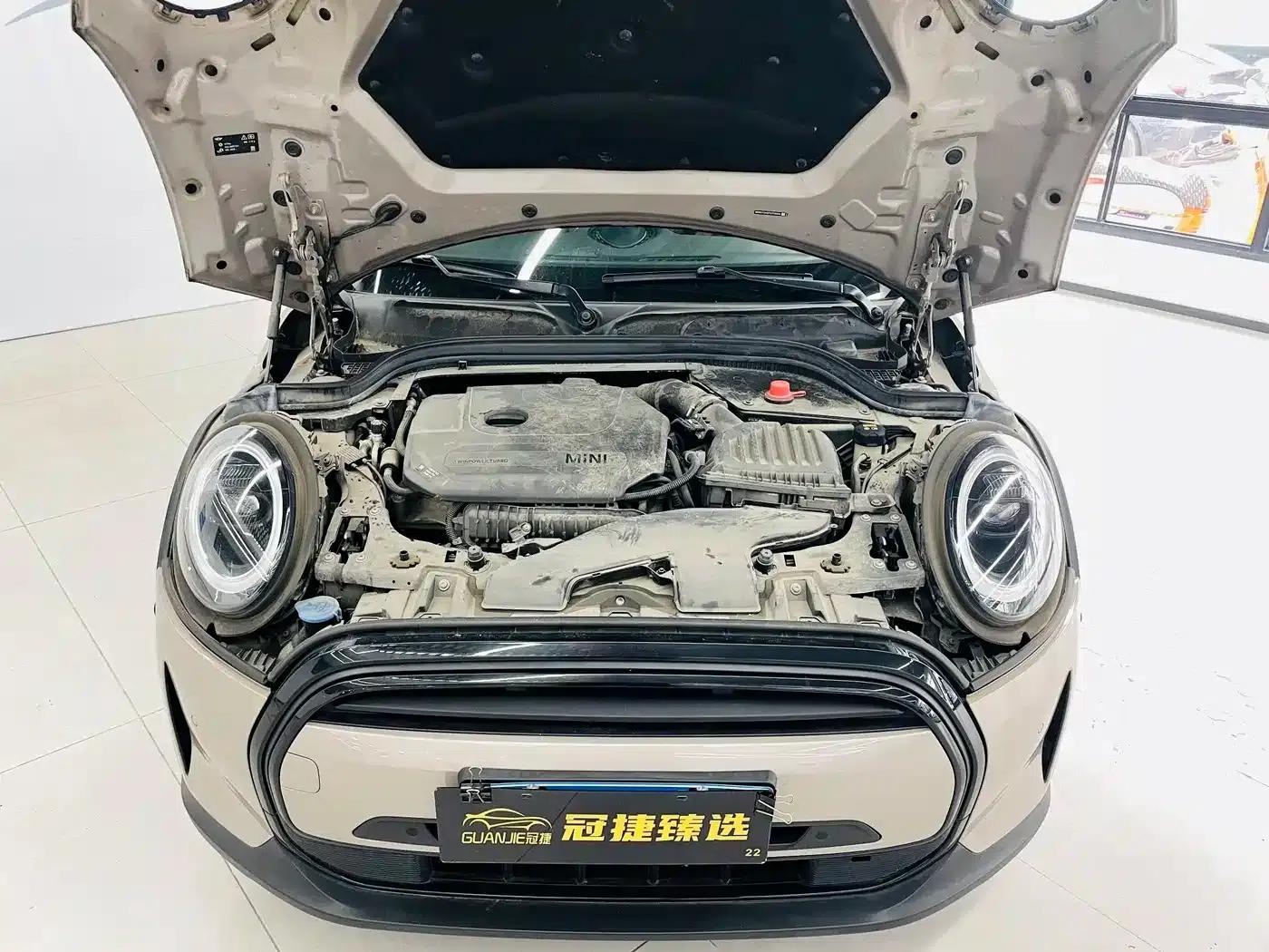 MINI 2022 1.5T COOPER Artist — миниатюра 2