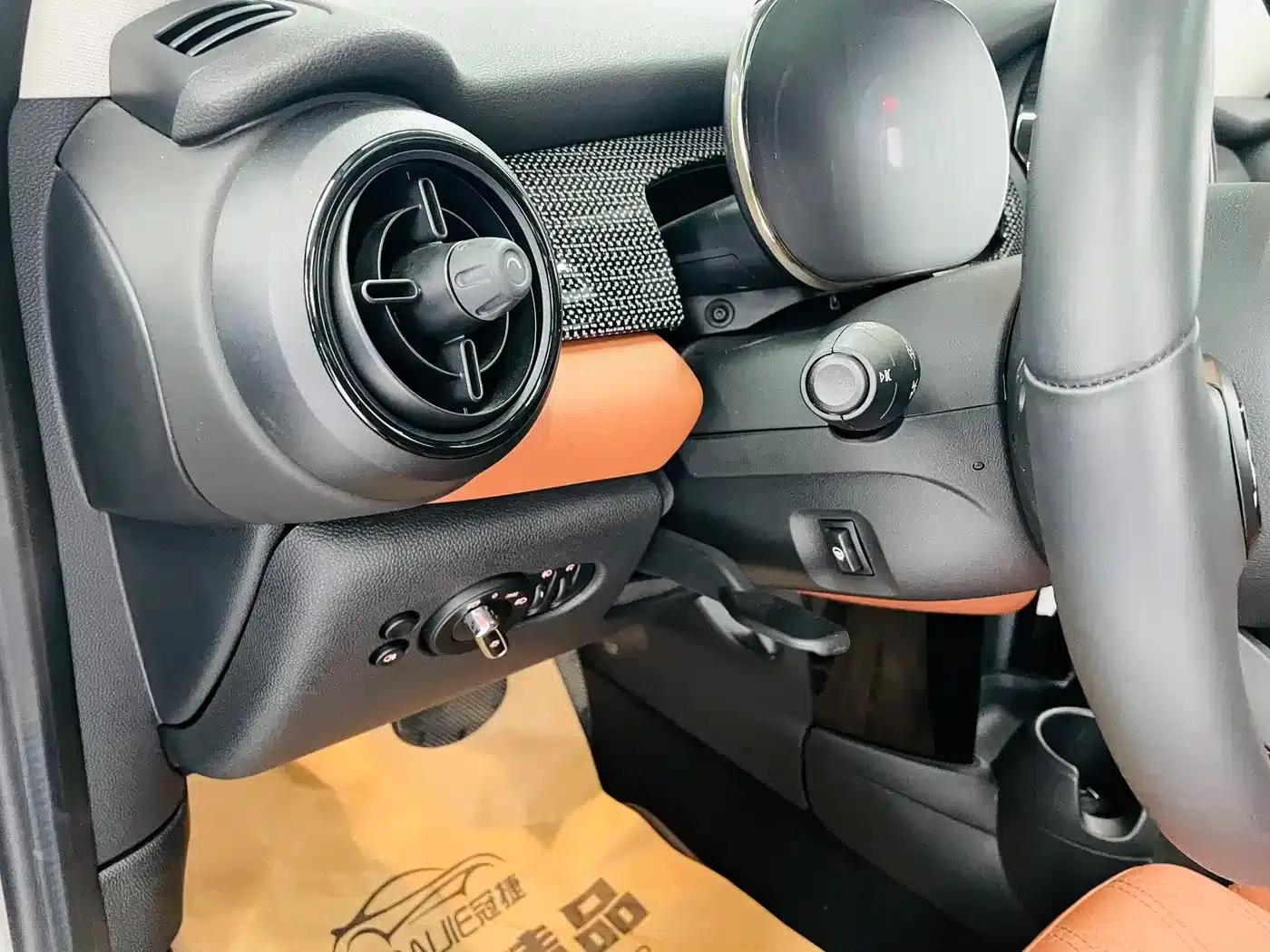MINI 2022 1.5T COOPER Artist — миниатюра 7