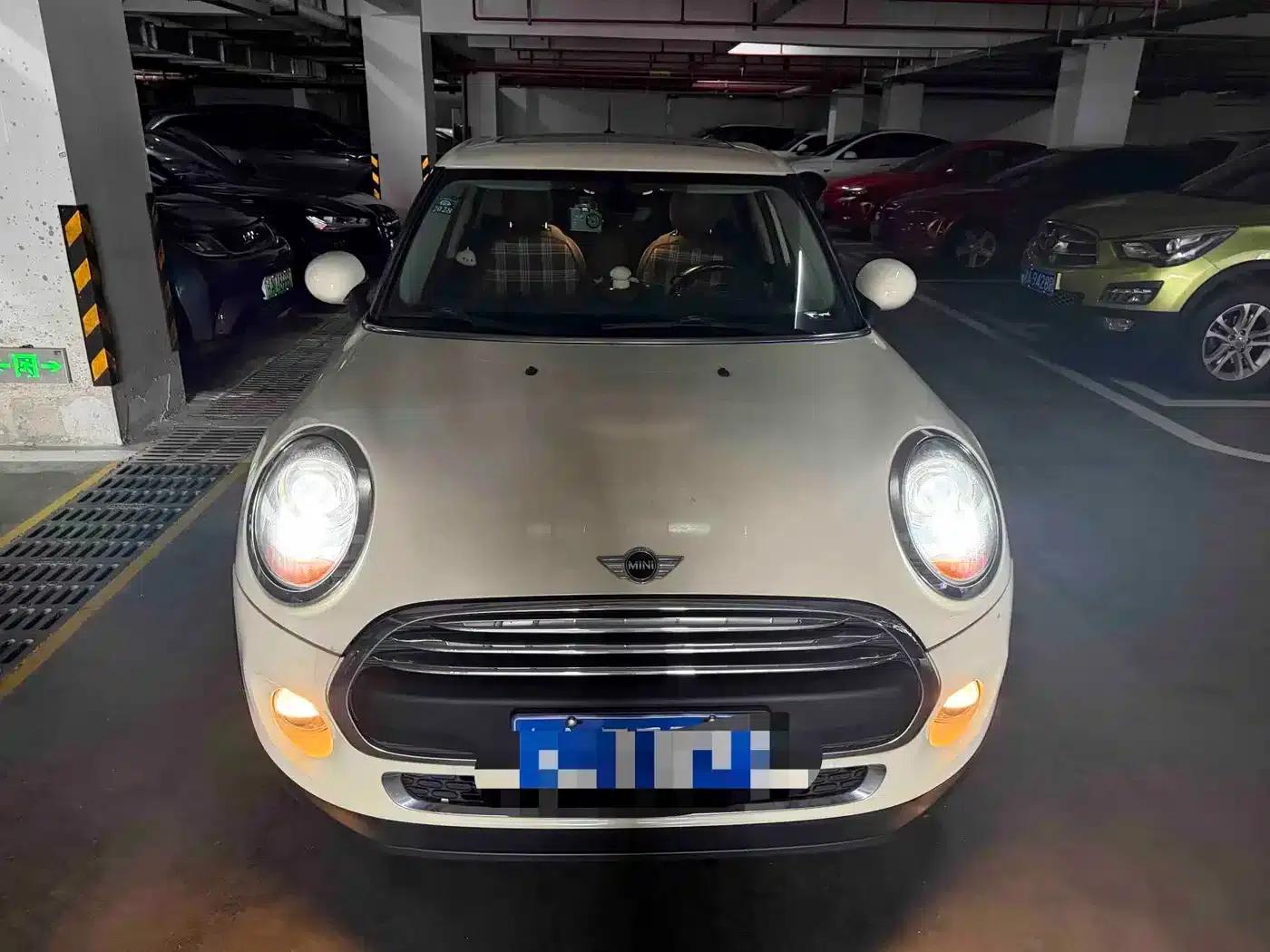 2018 MINI 1.5T ONE PLUS 5-Door — миниатюра 2