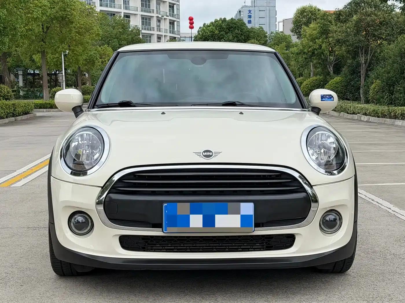 MINI 2020 1.5T ONE PLUS — миниатюра 1