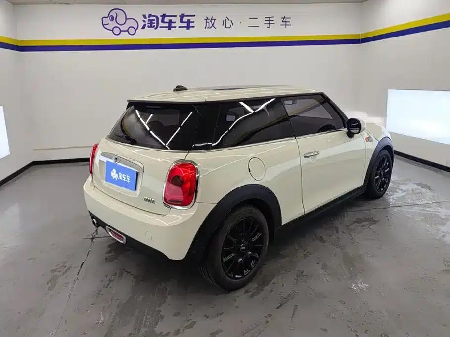 2018 MINI 1.5T ONE PLUS 5-Door — миниатюра 3