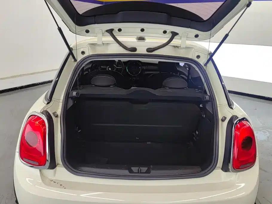 2018 MINI 1.5T ONE PLUS 5-Door — миниатюра 4