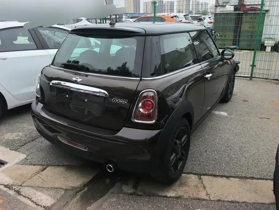 MINI 2011 1.6L COOPER Excitement — миниатюра 3