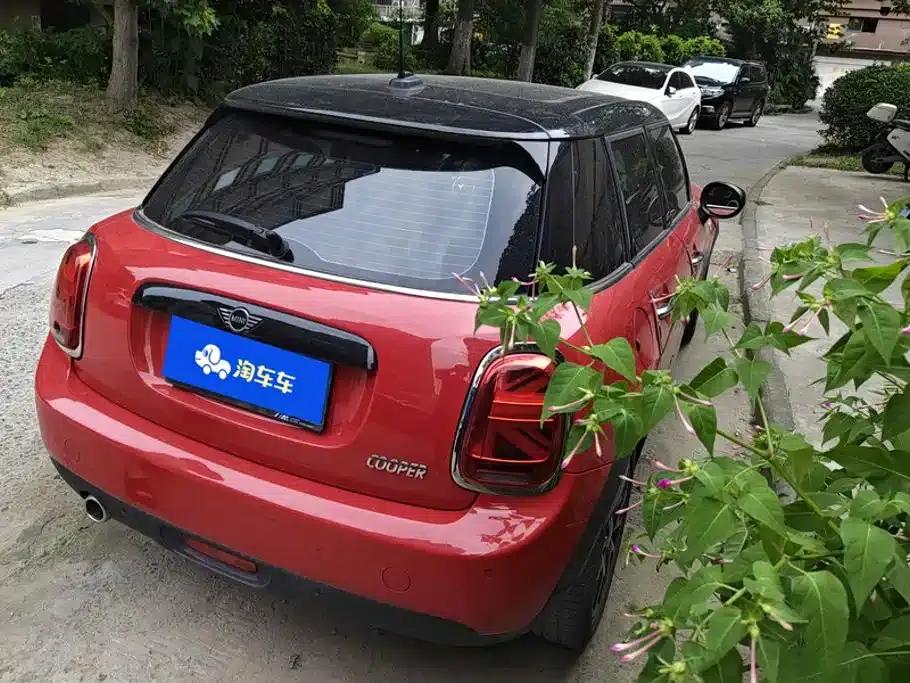 2021 MINI 1.5T COOPER Classic 5-Door — миниатюра 3