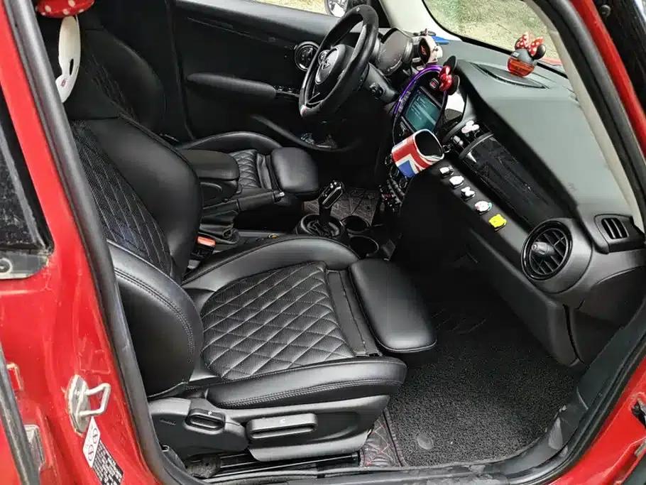 2021 MINI 1.5T COOPER Classic 5-Door — миниатюра 8