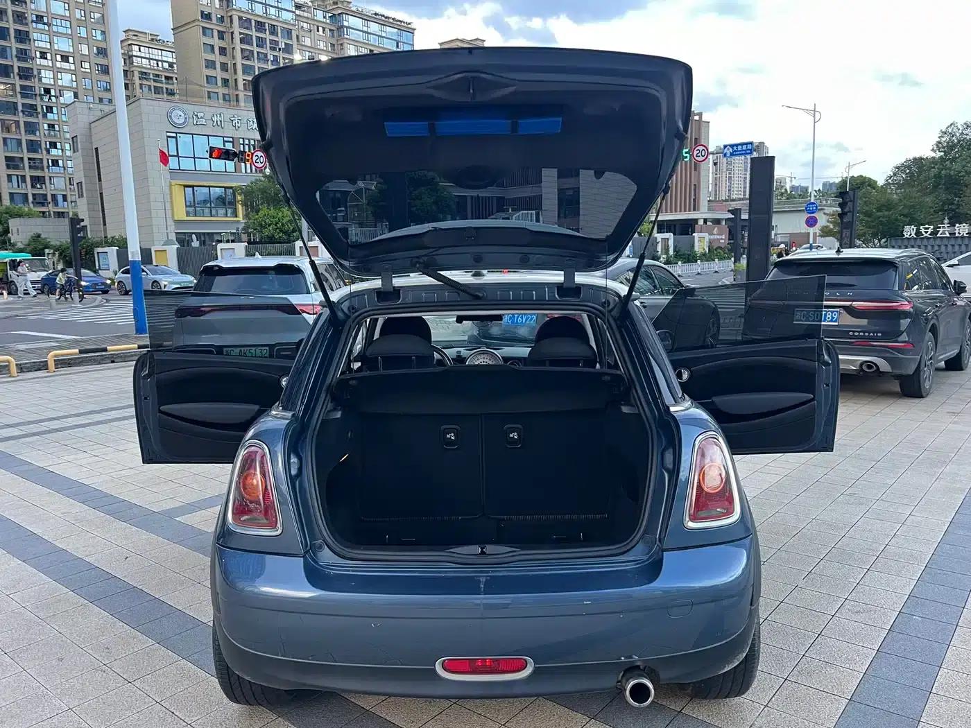 MINI 2010 1.6L COOPER Cheer — миниатюра 11