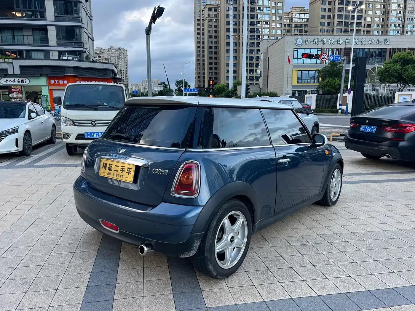 MINI 2010 1.6L COOPER Cheer — миниатюра 15