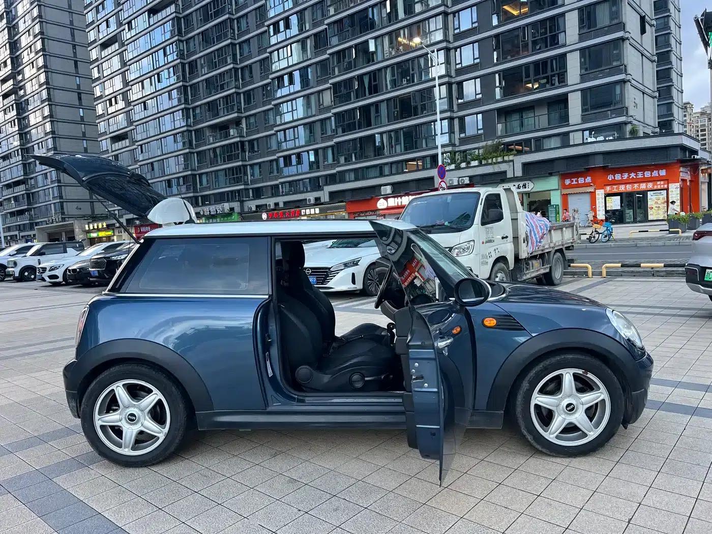 MINI 2010 1.6L COOPER Cheer — миниатюра 17