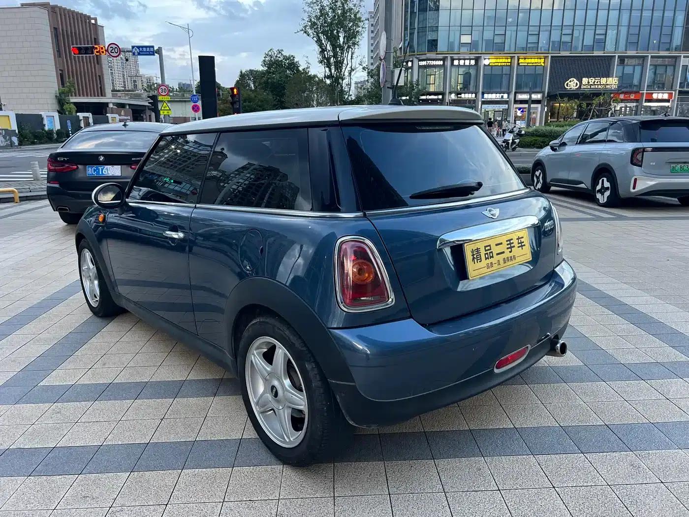 MINI 2010 1.6L COOPER Cheer — миниатюра 18