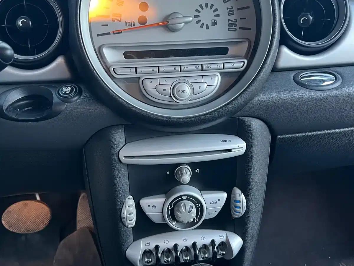 MINI 2010 1.6L COOPER Cheer — миниатюра 9