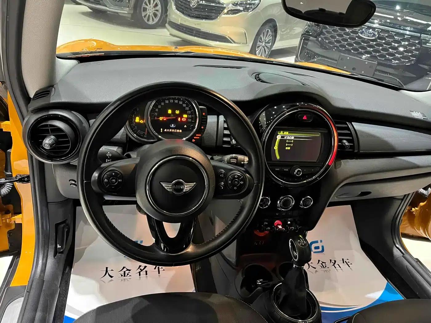 2014 MINI 1.5T COOPER Fun — миниатюра 12