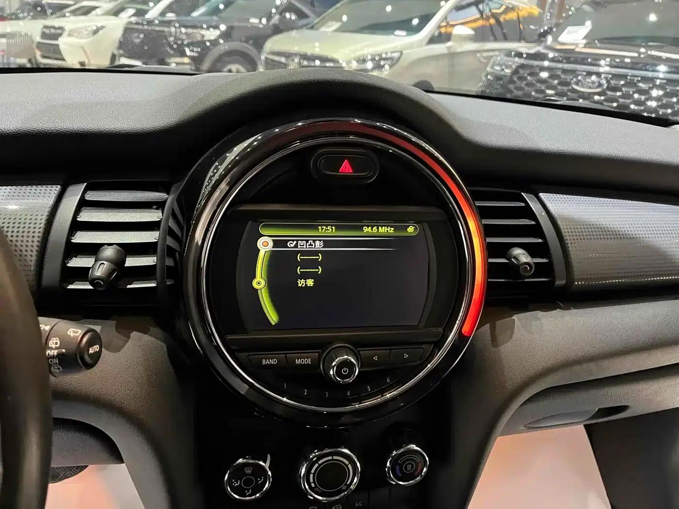 2014 MINI 1.5T COOPER Fun — миниатюра 14