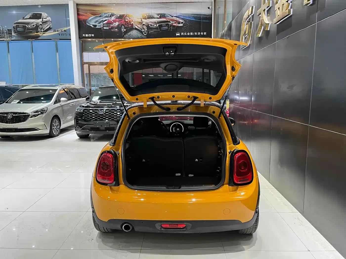 2014 MINI 1.5T COOPER Fun — миниатюра 5