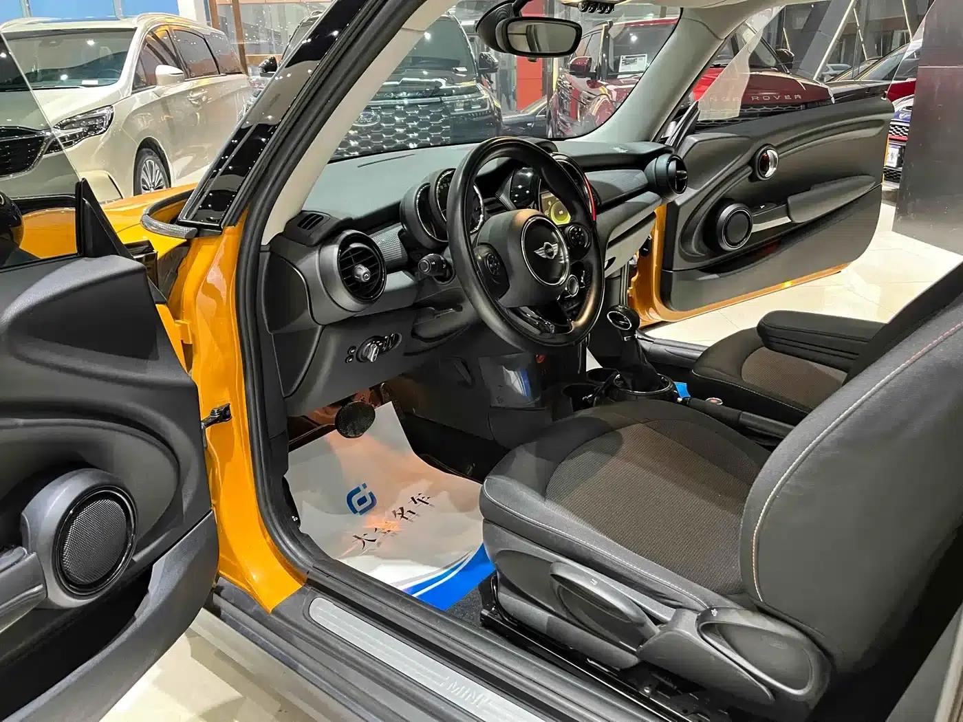 2014 MINI 1.5T COOPER Fun — миниатюра 9