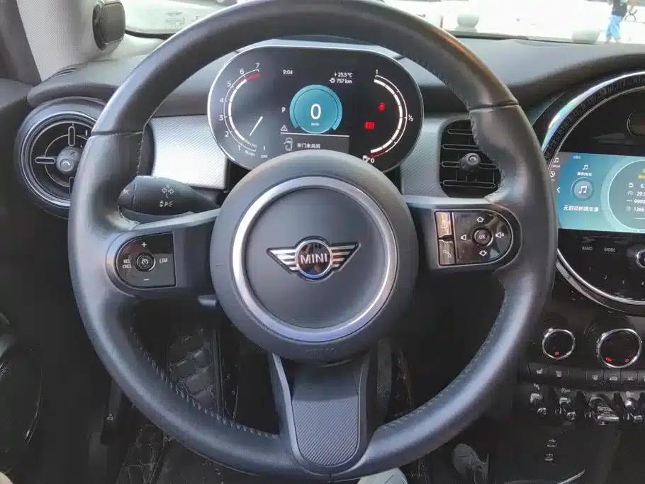 MINI 2023 1.5T COOPER Artist — миниатюра 15