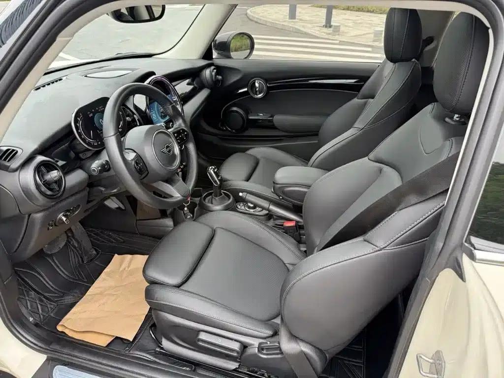 MINI 2022 Facelift 1.5T COOPER Artist — миниатюра 8