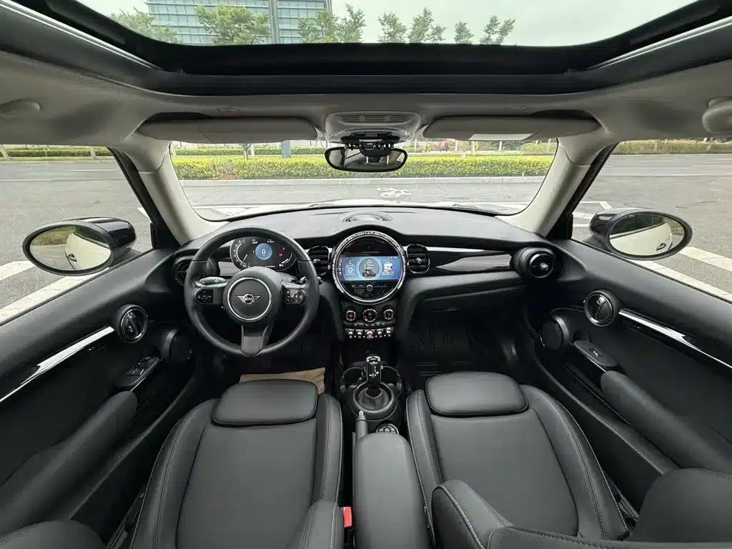 MINI 2022 Facelift 1.5T COOPER Artist — миниатюра 10