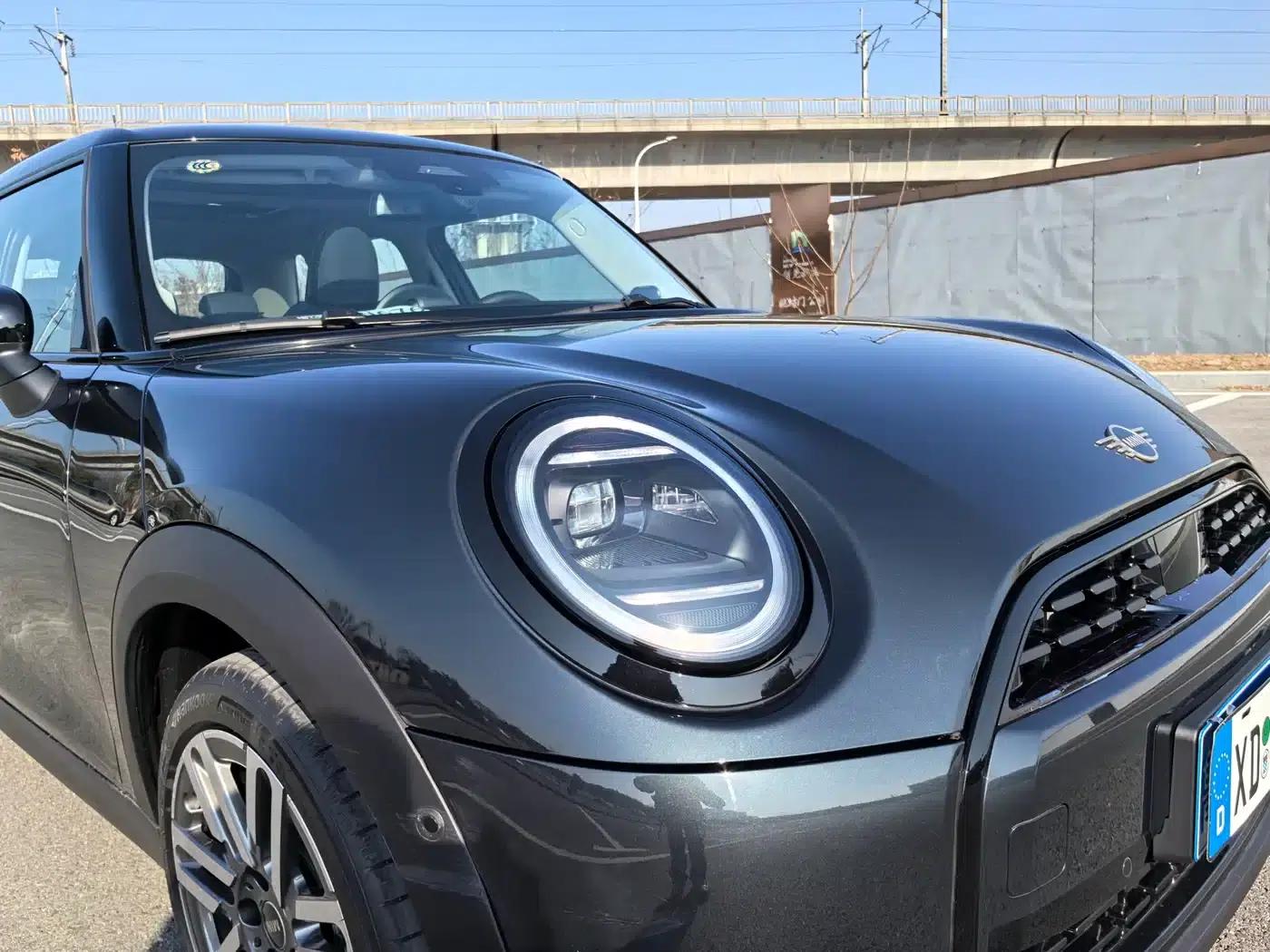 2025 MINI 1.5T COOPER Classic 5-Door — миниатюра 16