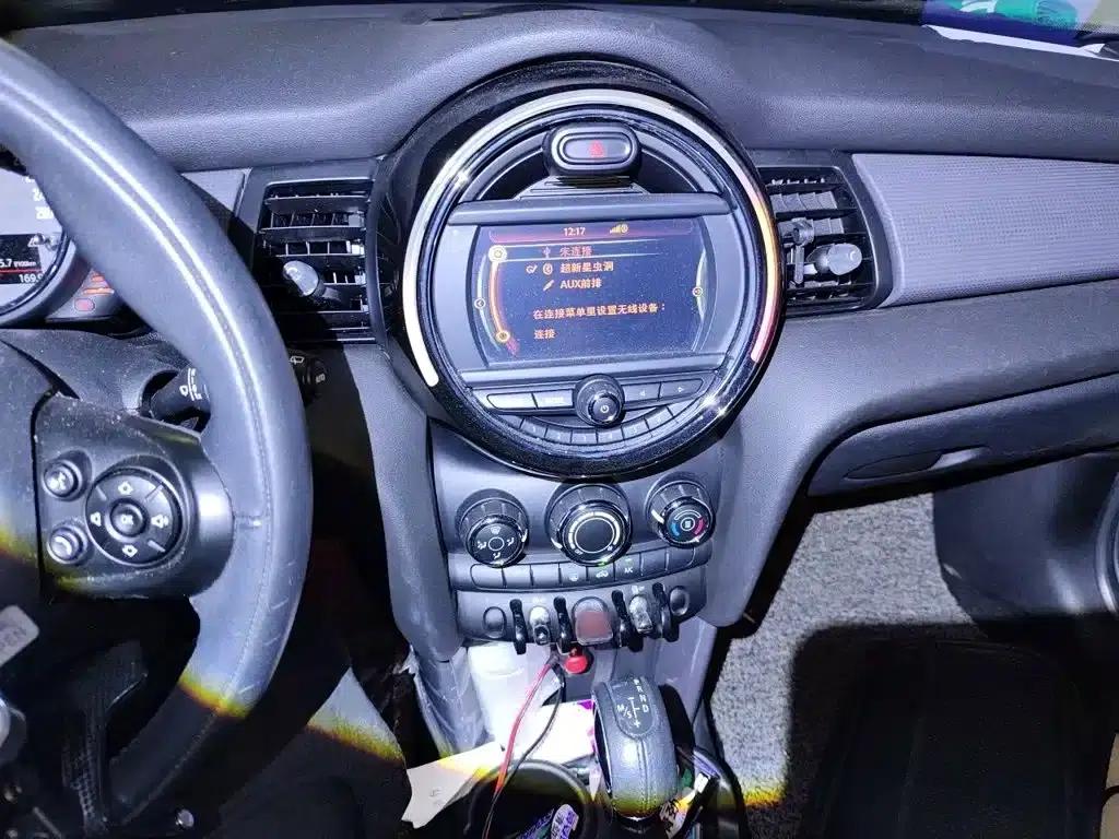 2015 MINI 1.5T COOPER Fun 5-Door — миниатюра 6