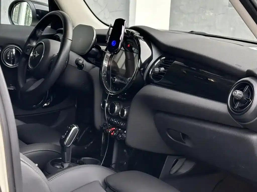 2022 MINI 1.5T COOPER Classic 5-Door — миниатюра 7