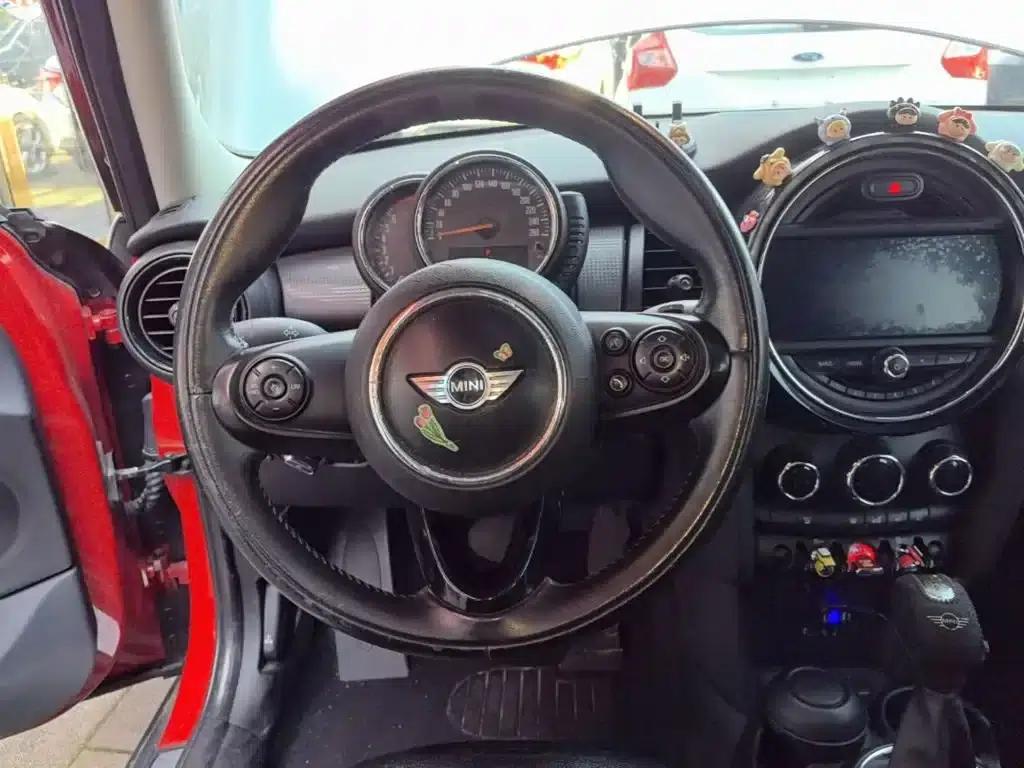 2016 MINI 1.5T COOPER Avant-garde 5-Door Edition — миниатюра 11