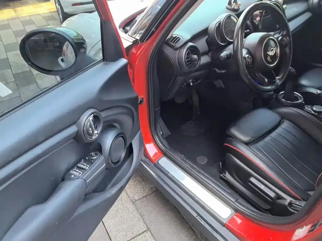 2016 MINI 1.5T COOPER Avant-garde 5-Door Edition — миниатюра 16