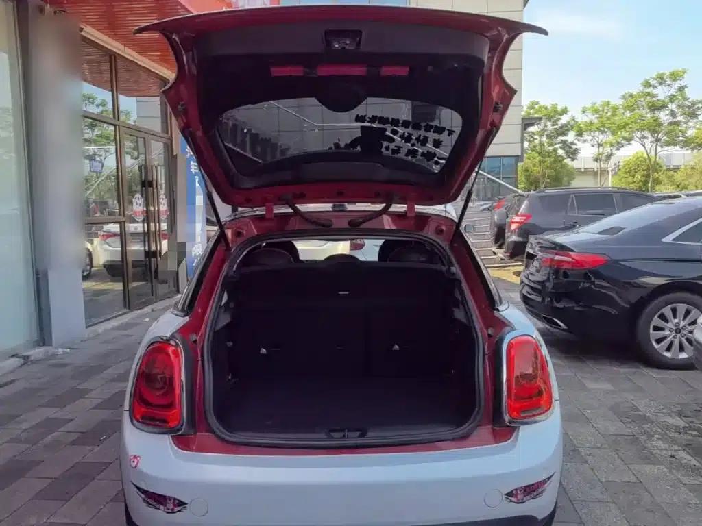 2016 MINI 1.5T COOPER Avant-garde 5-Door Edition — миниатюра 19