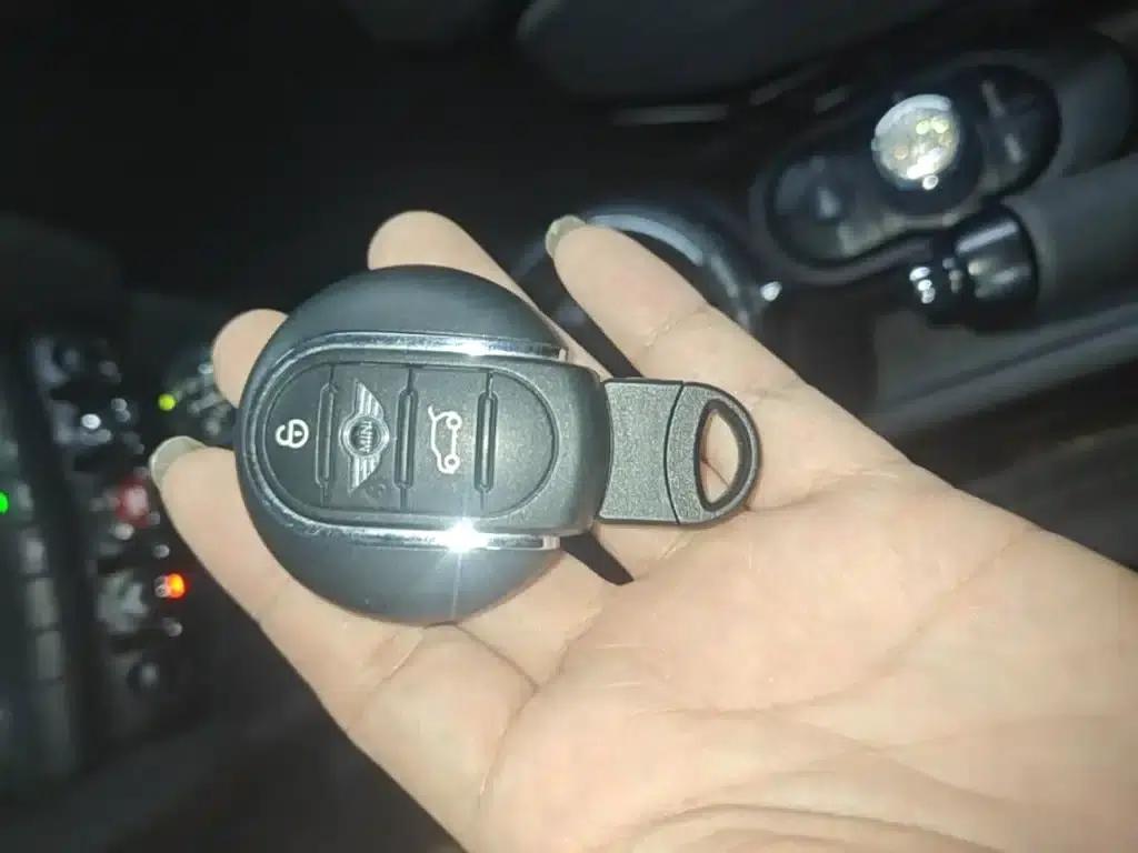 2016 MINI 1.5T COOPER — миниатюра 9