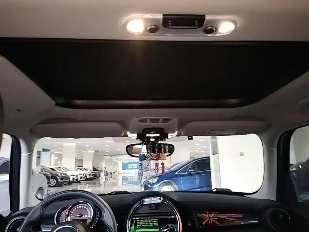 MINI 2019 1.5T COOPER Artist 5-Door Edition — миниатюра 18