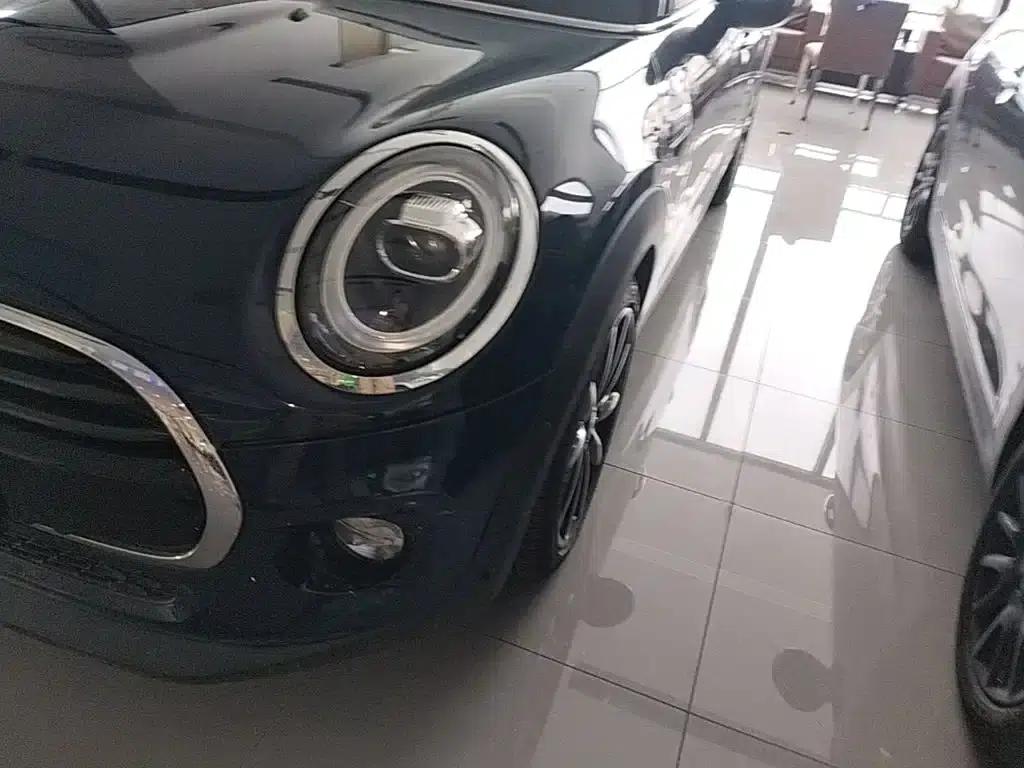 MINI 2019 1.5T COOPER Artist 5-Door Edition — миниатюра 24