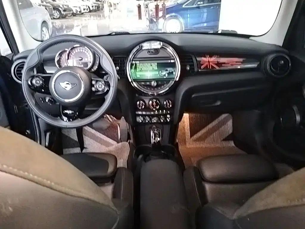 MINI 2019 1.5T COOPER Artist 5-Door Edition — миниатюра 10