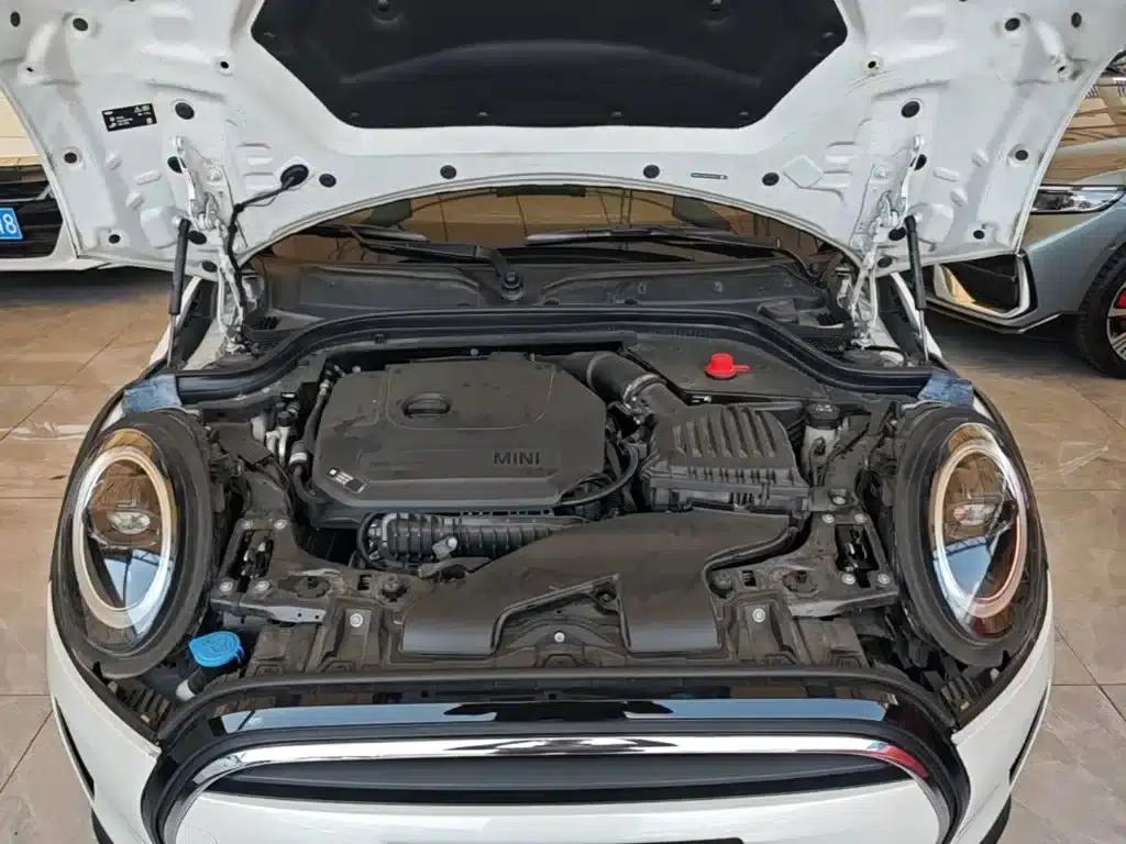 MINI 2023 Facelift 1.5T COOPER Artist 5-Door Edition — миниатюра 20