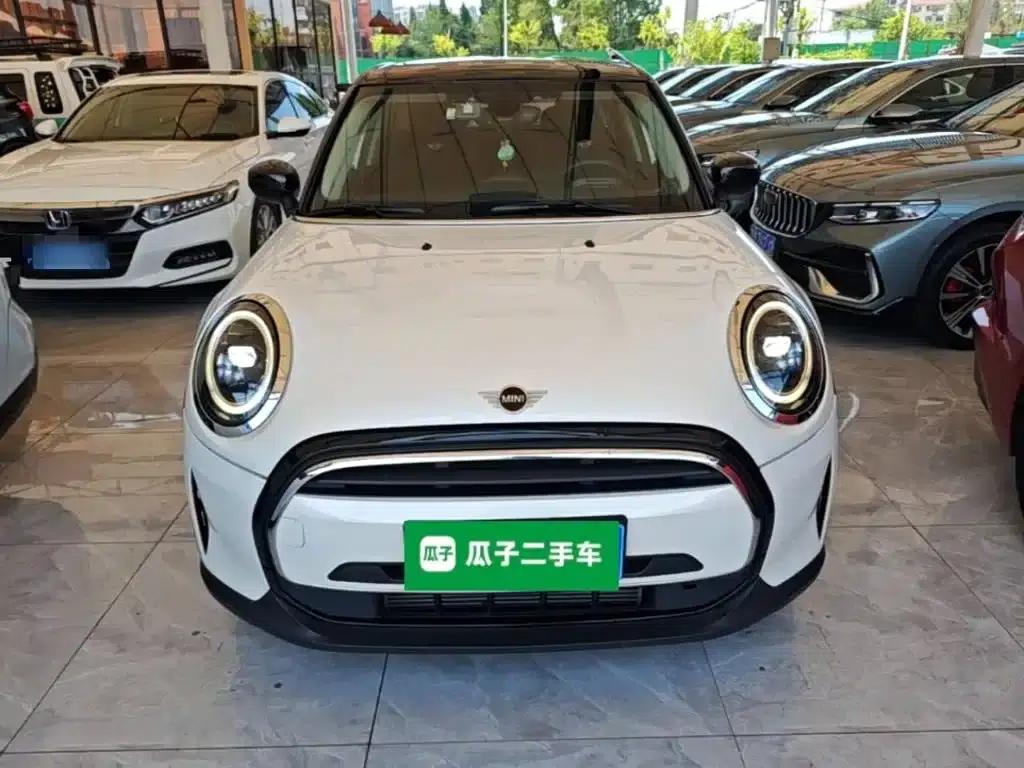 MINI 2023 Facelift 1.5T COOPER Artist 5-Door Edition — миниатюра 3
