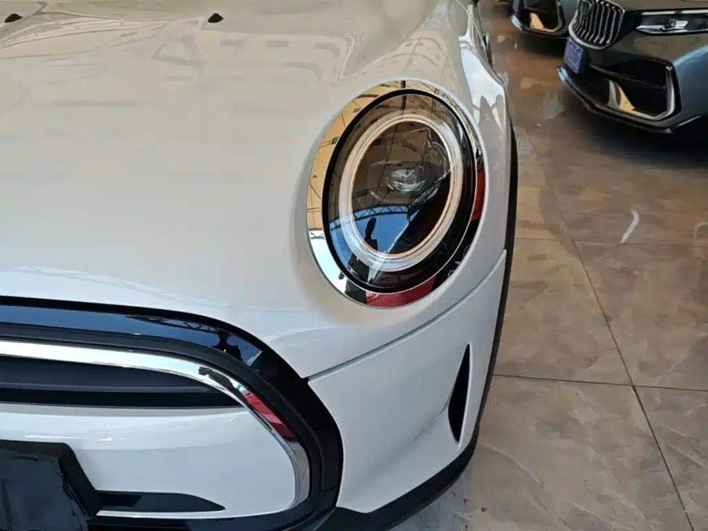 MINI 2023 Facelift 1.5T COOPER Artist 5-Door Edition — миниатюра 24