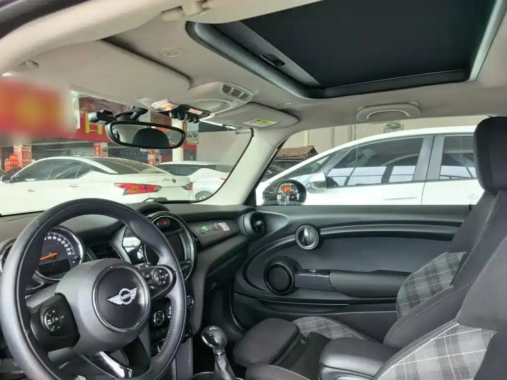 2016 MINI 1.5T COOPER — миниатюра 18